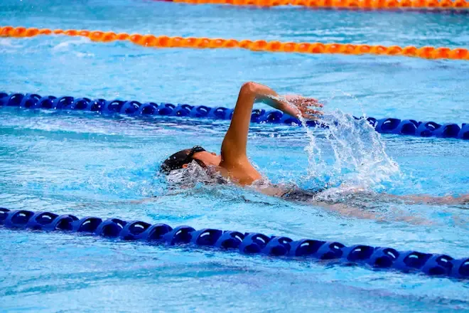 水泳 - IMG Academy